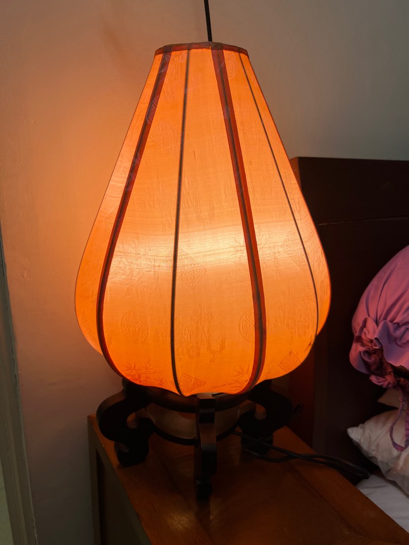 small thin table lamp