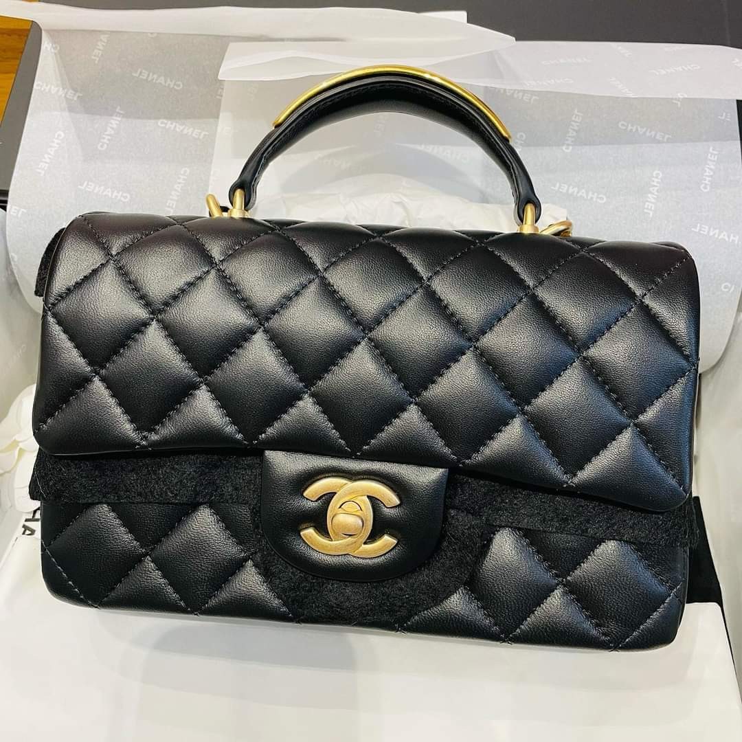 Chanel Flap Bag With Top Handle in Black Lambskin & Wenge Wood AS4151  B13085 94305 