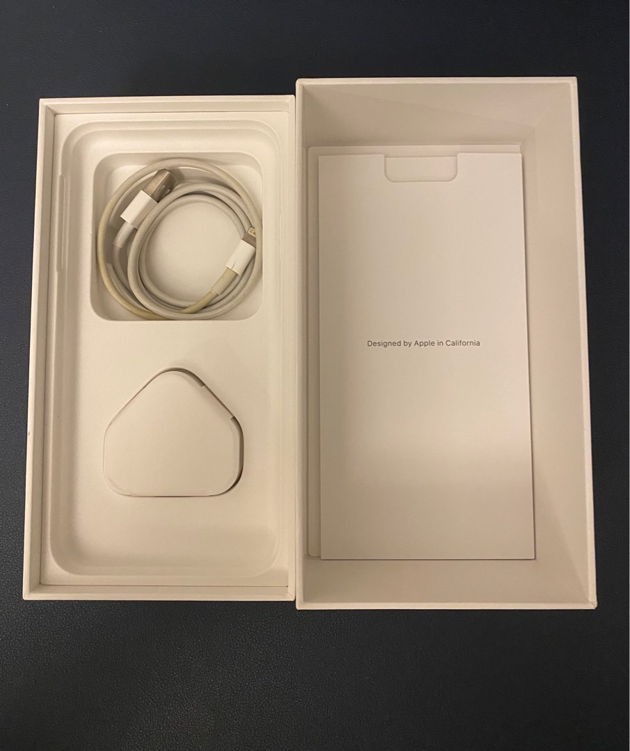 Apple Original Charger and Lightning Cable, Mobile Phones & Gadgets