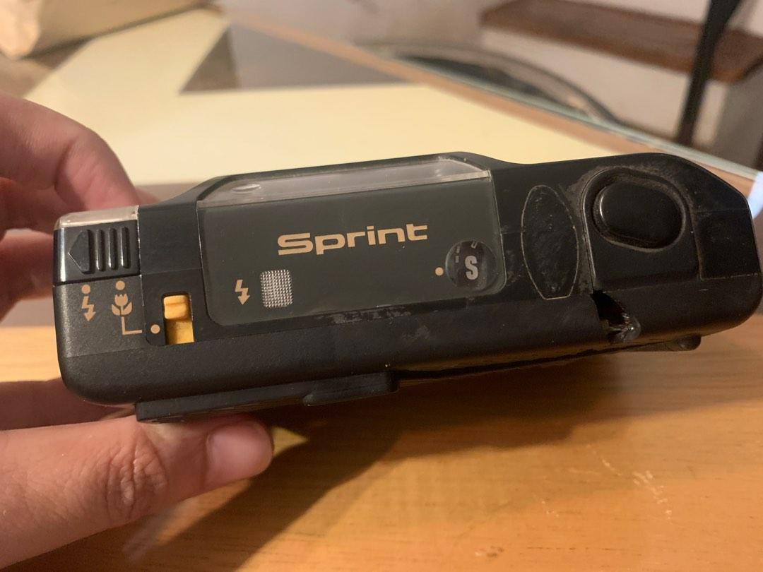 [06] Collectible: Camera w/ miniature scene (Category: Cameras) located in Marikina City. Submitted by theflos (Listing ID 1181147229, Image 3). Description: .