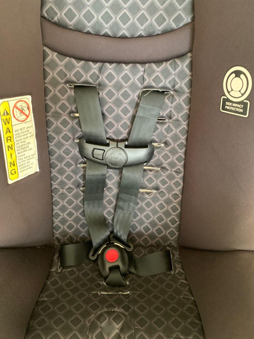 Cosco car seat, Babies & Kids, Going Out, Car Seats on Carousell