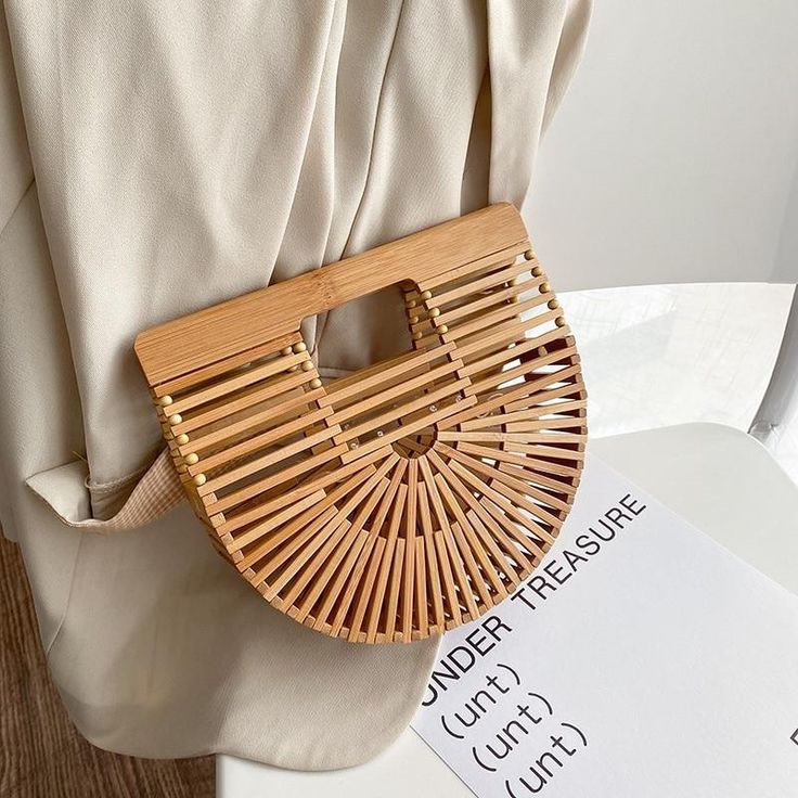 Gaia top bamboo bag