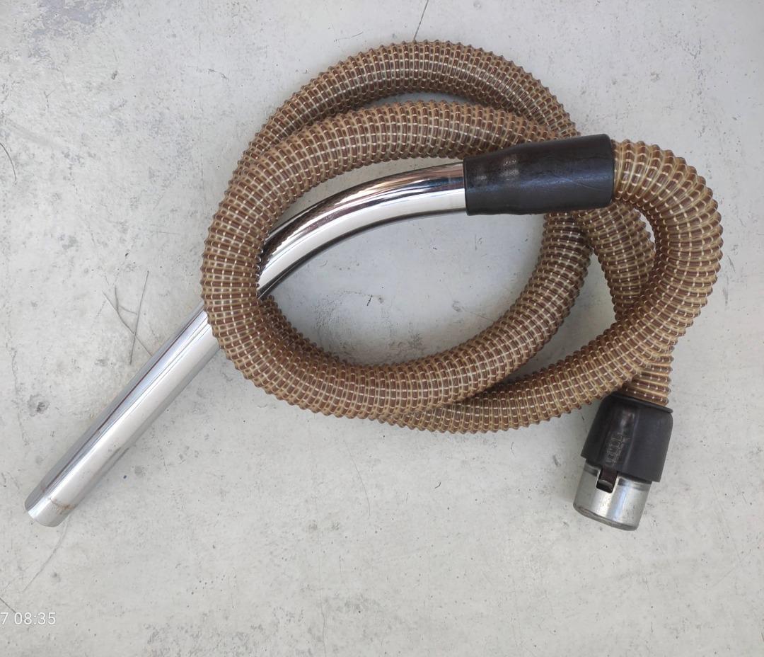 d4/ SE model RAINBOW vacuum HOSE PIPE, Furniture & Home Living