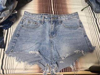 (Category: ) located in . Submitted by yfs (Listing ID 1181152756, Image 1). Description: .
