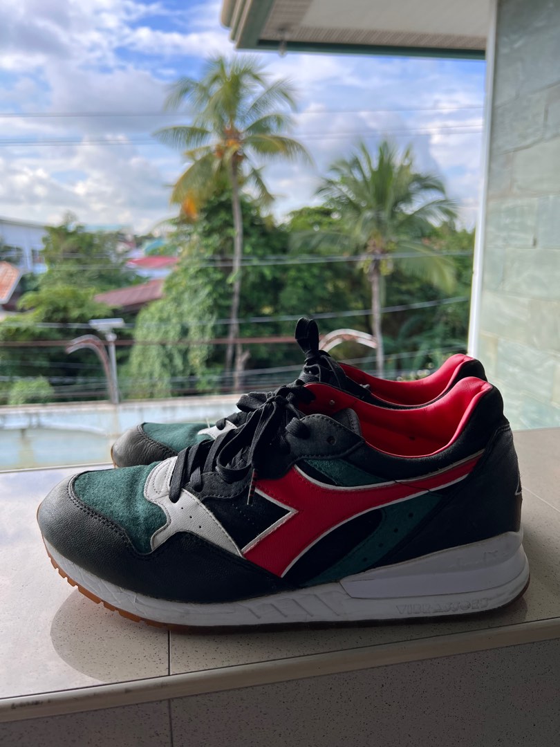 Astro cheap boy diadora