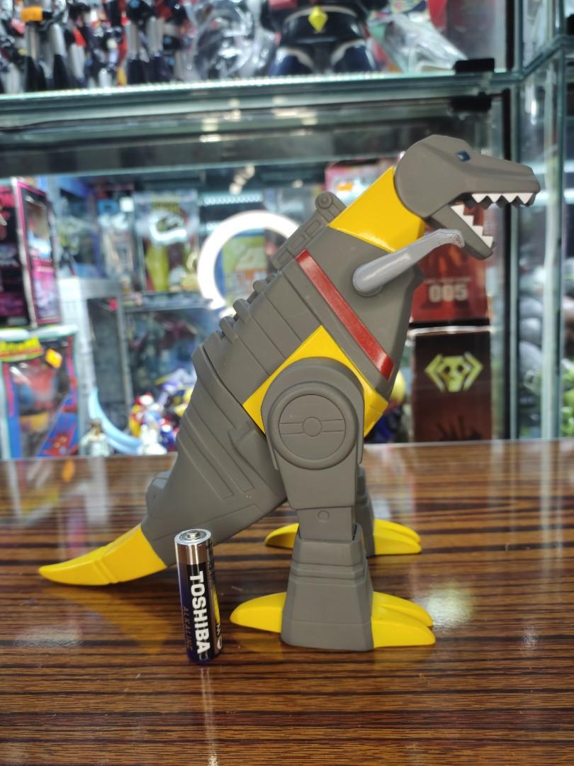 Dinobot (Category: Action & Battle Toys) located in Manila. Submitted by borts (Listing ID 1181230673, Image 3). Description: .