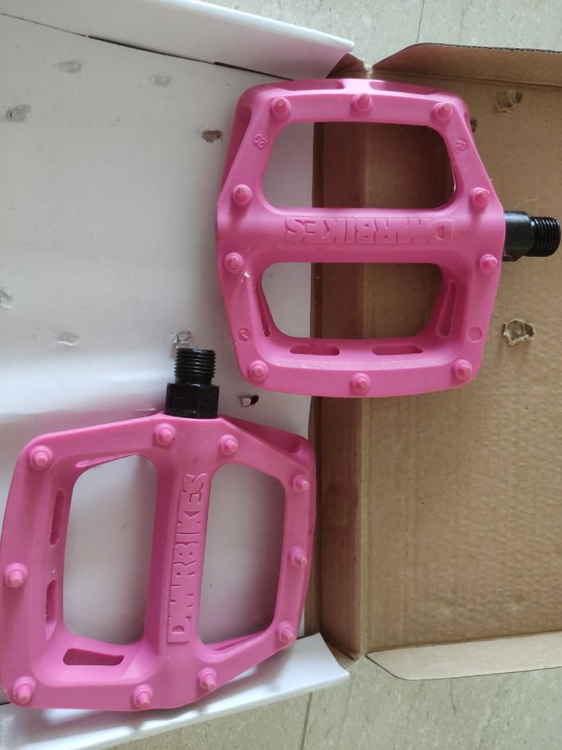 DMR V6 pedals new, Sports Equipment, Bicycles & Parts, Parts