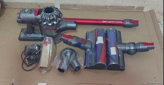Dyson V8 Absolute Plus +