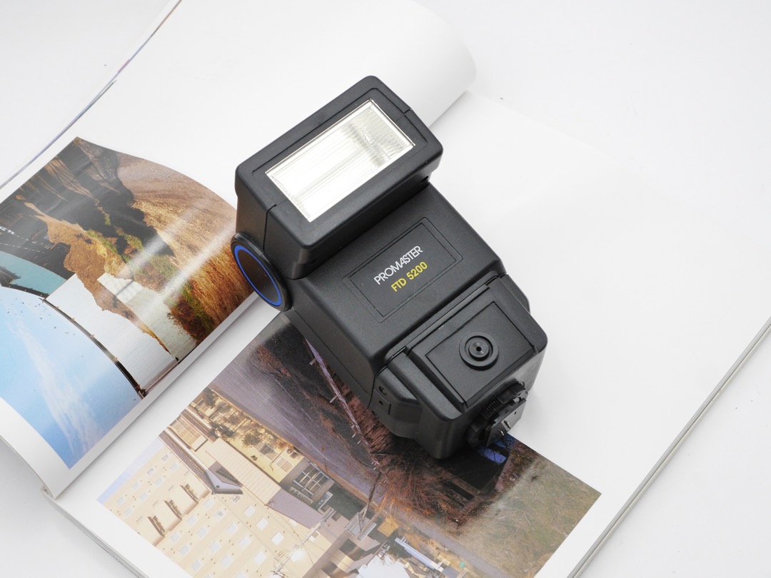 [EXC] Promaster 5200 External Flash Unit, Photography, Photography