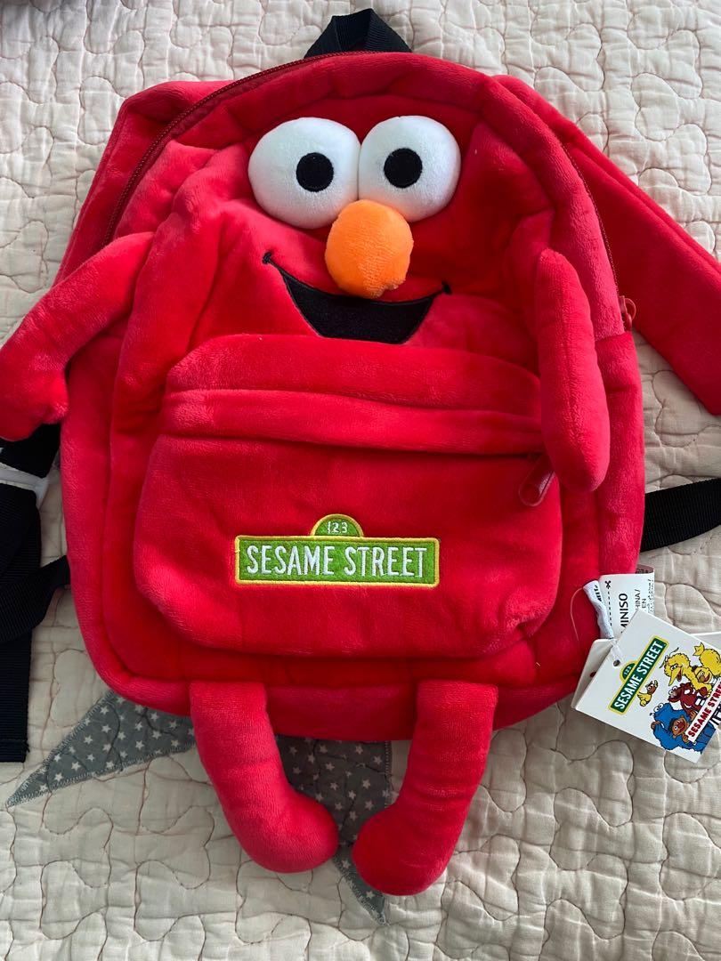 Flurry Elmo backpack for toddler, 兒童＆孕婦用品, 嬰兒及小童流行時尚 Carousell