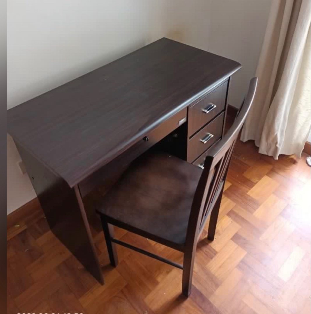 Free delivery desk/table with chair, Furniture & Home Living, Furniture