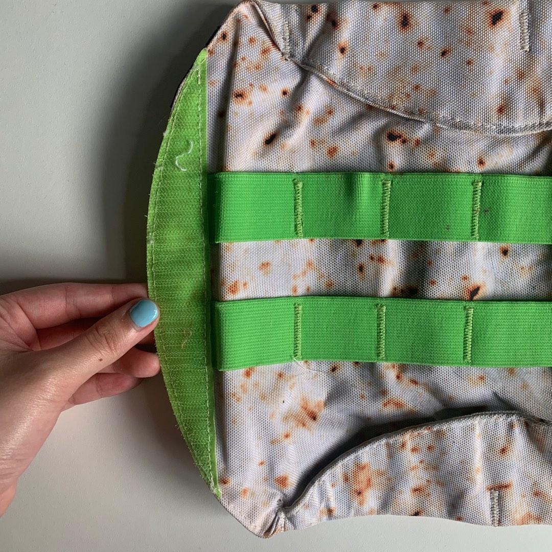 Jansport Burrito Pencil Case, Hobbies & Toys, Stationery & Craft