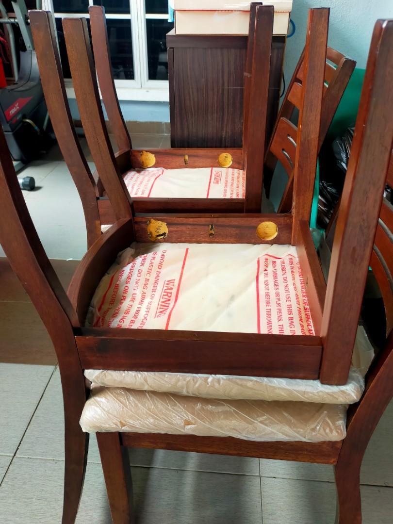 Kerusi meja makan, Furniture & Home Living, Furniture, Chairs on Carousell
