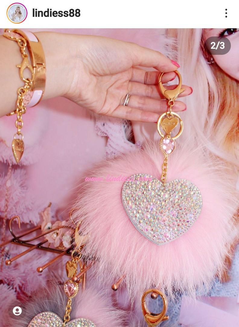 PRINCESS CRYSTAL HEART POM POM