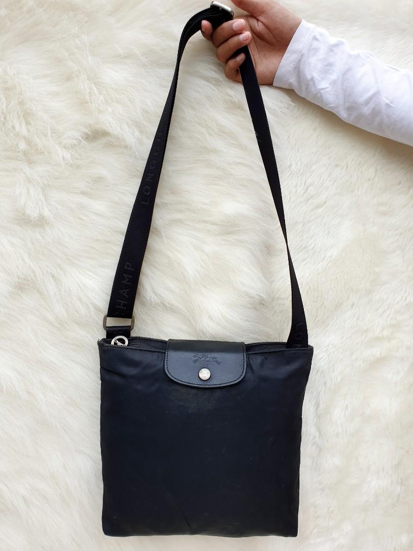 Harga tas longchamp sling bag hot sale