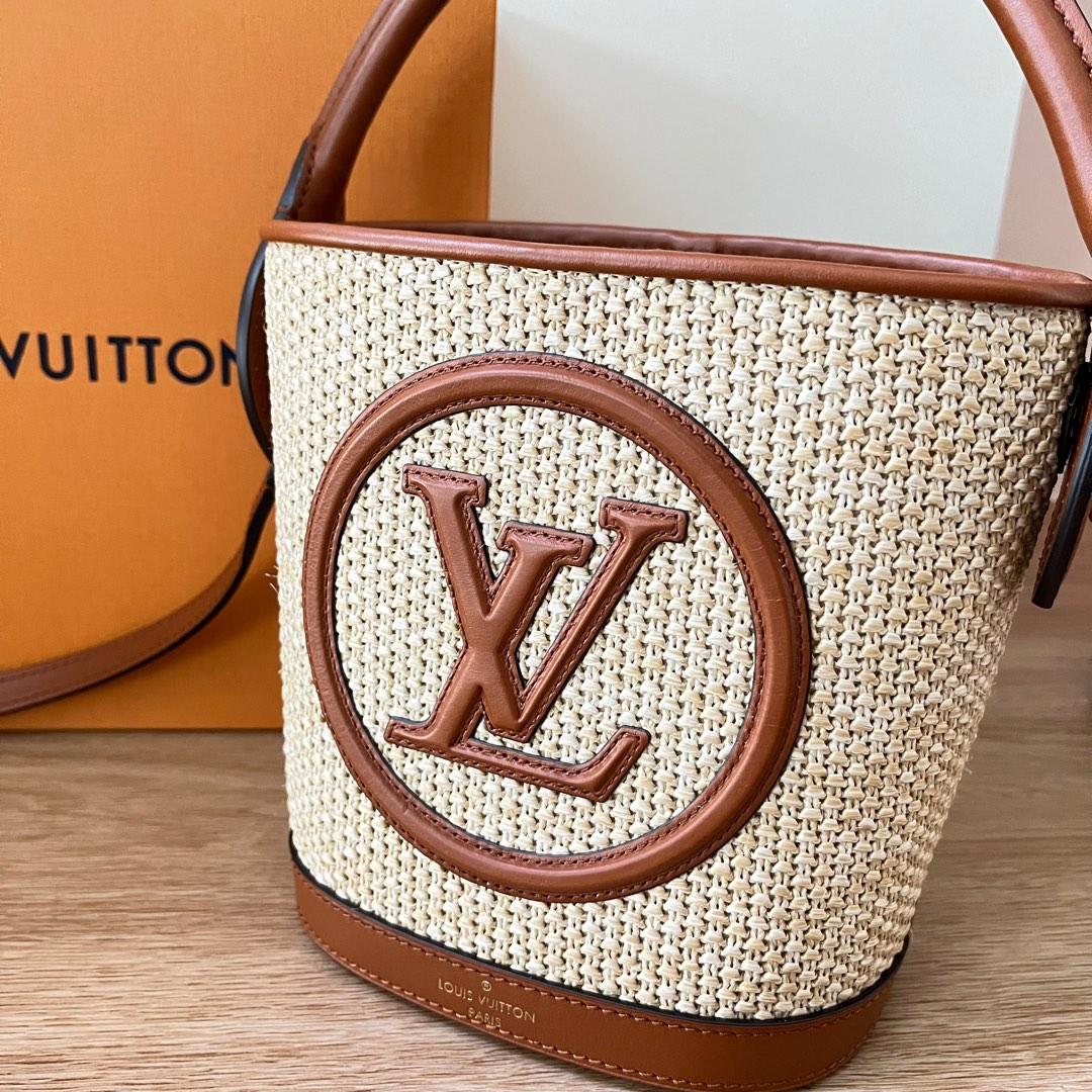 Bags, Louis Vuitton Monogram Petit Bucket Bag
