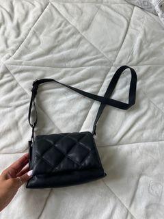MANGO crossbody quilted purse