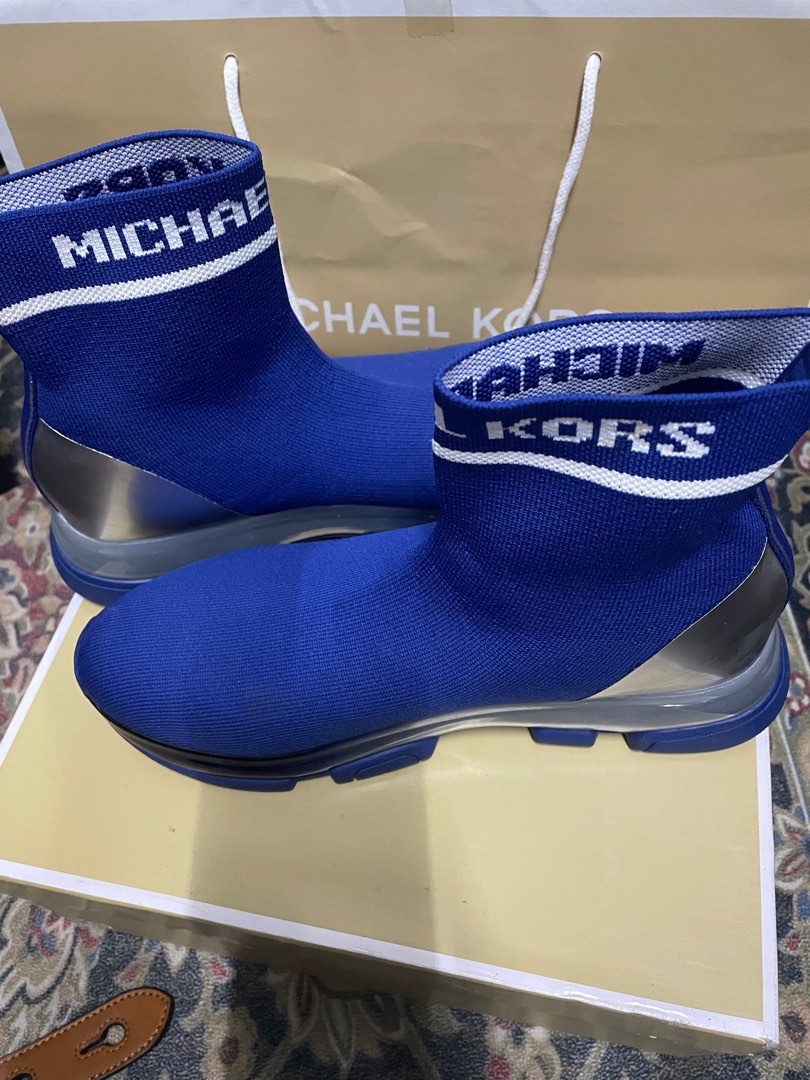 MICHAEL KORS SOCK SHOES, Women's Fashion, Footwear, Sneakers on Carousell