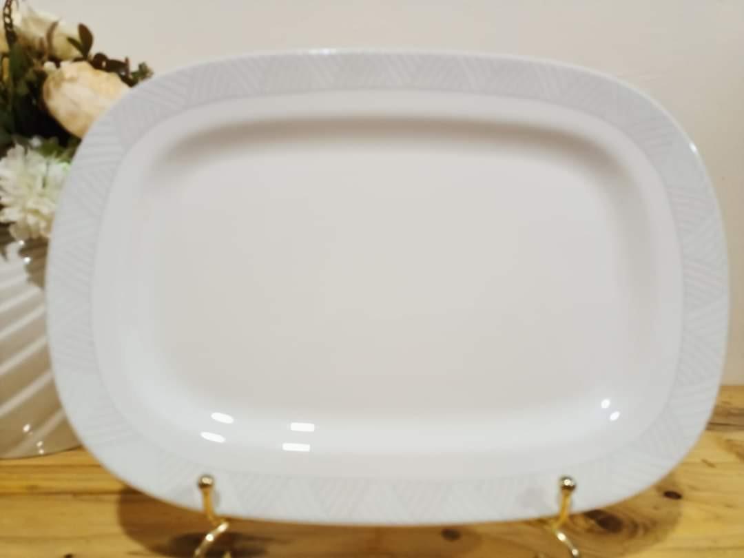Mikasa Serving Platter (Category: Dinnerware & Cutlery) located in Pagbilao. Submitted by candicearp (Listing ID 1181083717, Image 2). Description: Mikasa Serving Plates (12 1/2 inches L x 9 inches W) P 850.00 EACH.