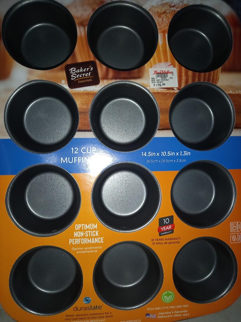 Muffin Pan (Category: Bakeware) located in Manila. Submitted by babybulilit (Listing ID 1181176369, Image 1). Description: brand new sold per pc ONLY 1 PC AVAILABLE!!!! bought for 815.00 pesos each free delivery may be arrange if near my place BRAND: baker's secret 12 cups muffin pan ■■descriptions on pictures loc:sampaloc manila.