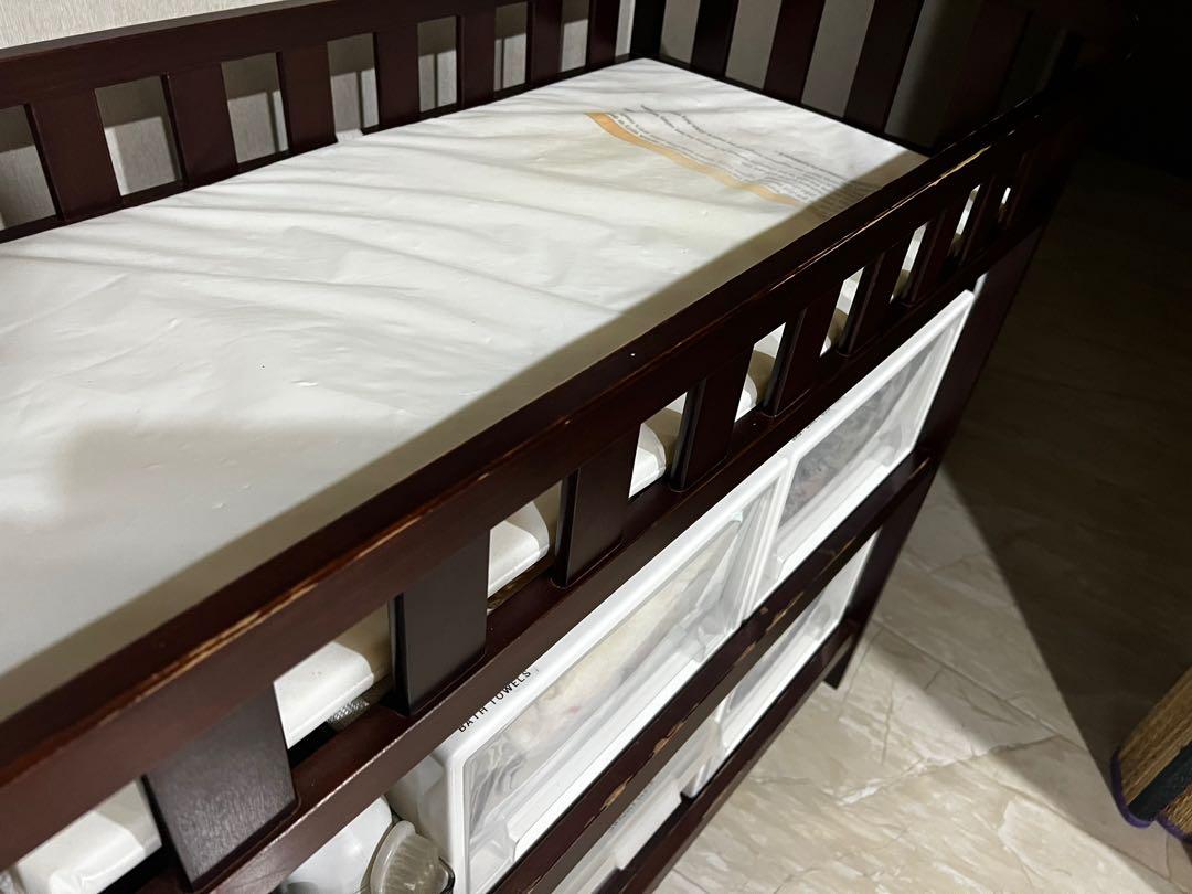 Dream on me Emily Diaper Changing Station, Babies & Kids, Baby Nursery