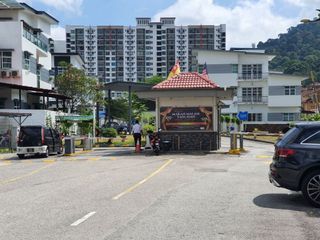 (Category: ) located in . Submitted by roslan4092 (Listing ID 1181104802, Image 1). Description: .