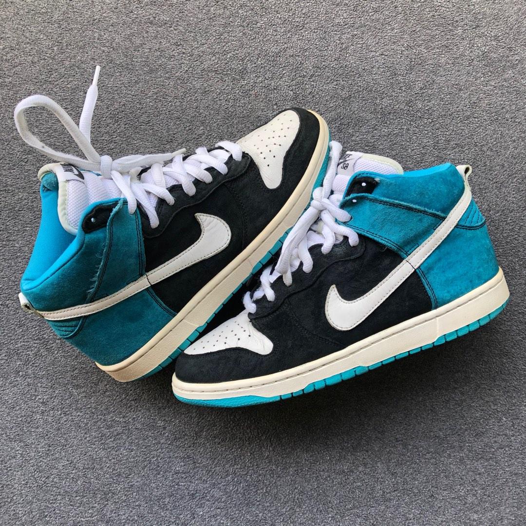 Nike dunks outlet send help