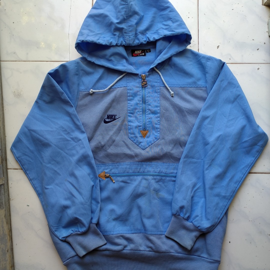 nike hoodie womens vintage