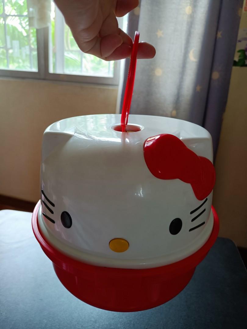 Original Hello Kitty Japan Bath Set (Category: Bath) located in Pasig City. Submitted by smcmj_preloved (Listing ID 1181161545, Image 2). Description: Original Hello Kitty Japan. Bath Set, includes: Soap Dish, Hair Brush, Mirror, Sponge, Refillable Shampoo Bottle, Basin, Cover. White/Red, HK Face. RFS: Decluttering NO RETURN NO EXCHANGE MOP: GCASH Only.