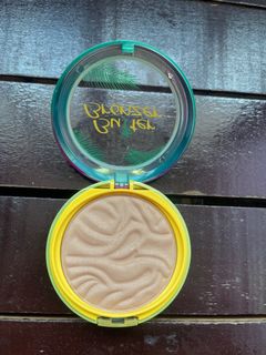 (Category: ) located in . Submitted by makeuppppp (Listing ID 1181161041, Image 1). Description: .