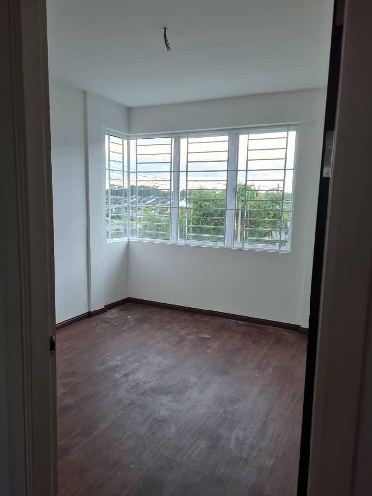 Samarahan Uni Central Double Storey Corner House for rent, Property