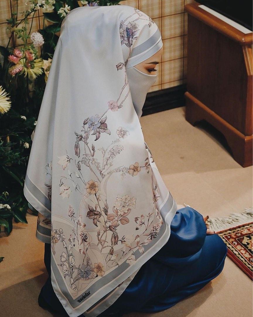 naelofar gleema shawl