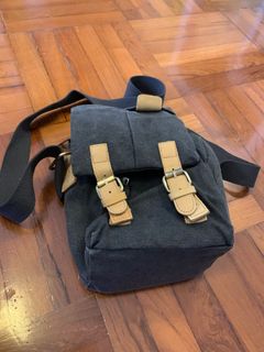 （分類：）位於 。 由 aydaur 提交（商品編號 1181128656，圖片 1）。簡介： 。