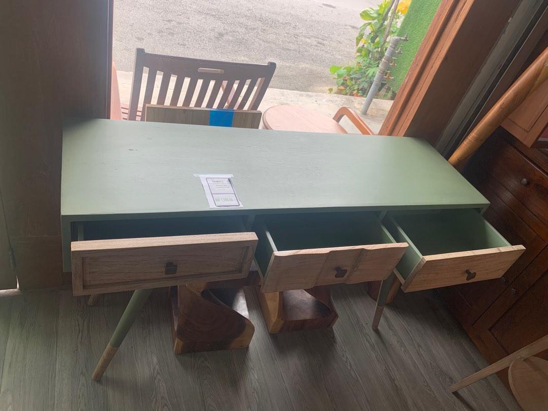 Solid mindi, vintage console table (Category: Other Home Furniture) located in Shah Alam. Submitted by teakita.com (Listing ID 1181156320, Image 3). Description: Solid Mindi wood,vintage console table 5-year warranty, guaranteed! Great news! Teakita Showroom is now open for visitors and we are currently having stock clearance sales. Discounts up to 70% *Limited stock available* 4, Jalan Mesra 1, Hicom-glenmarie Industrial Park, 40150 Shah Alam, S