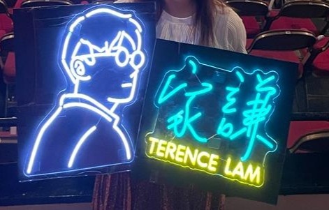 （分類：）位於 。 由 clawmecrazy 提交（商品編號 1181117899，圖片 1）。簡介： 。