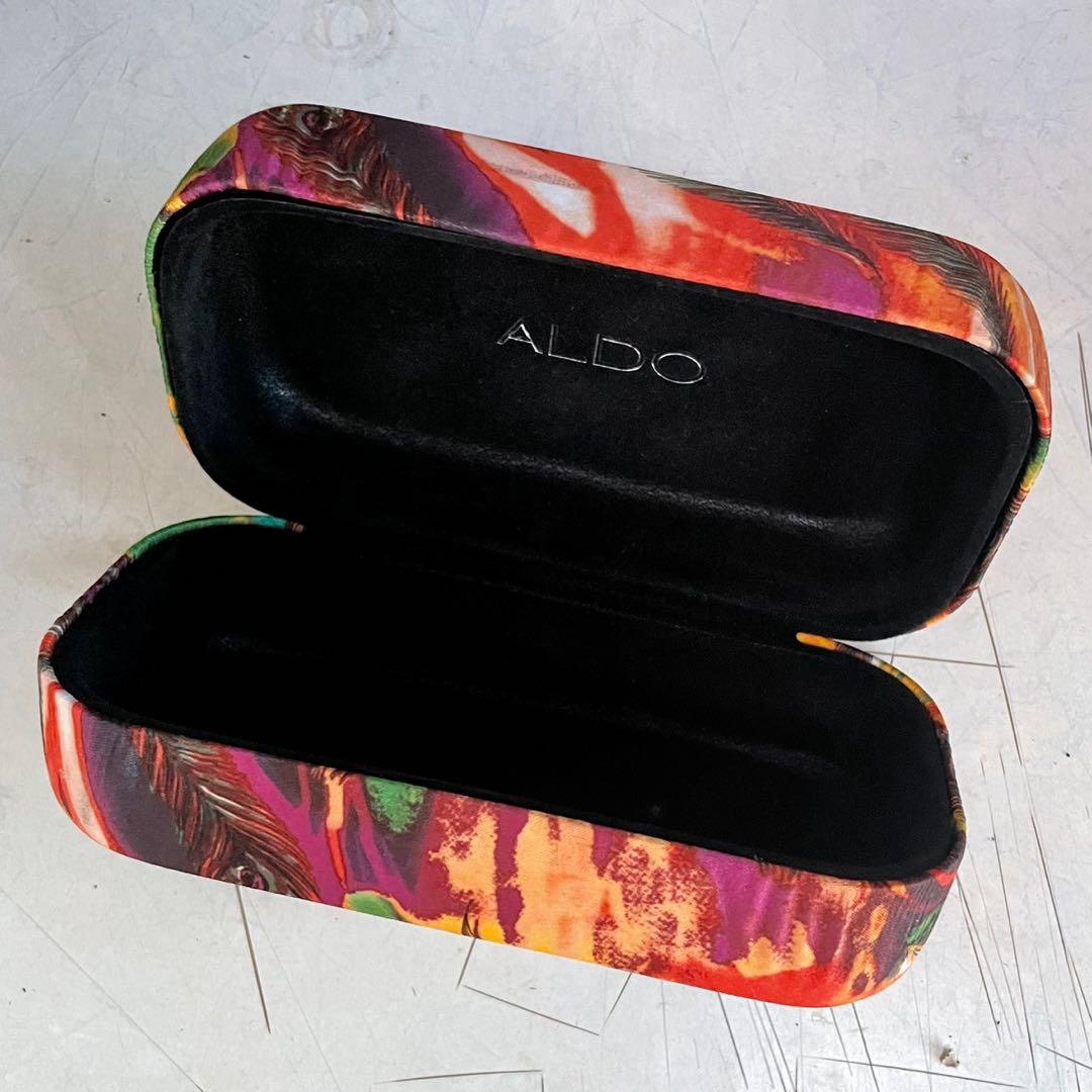 Aldo sunglasses case top