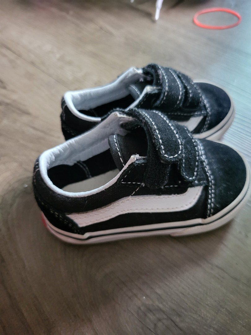 Vans, Babies & Kids, Babies & Kids Fashion on Carousell