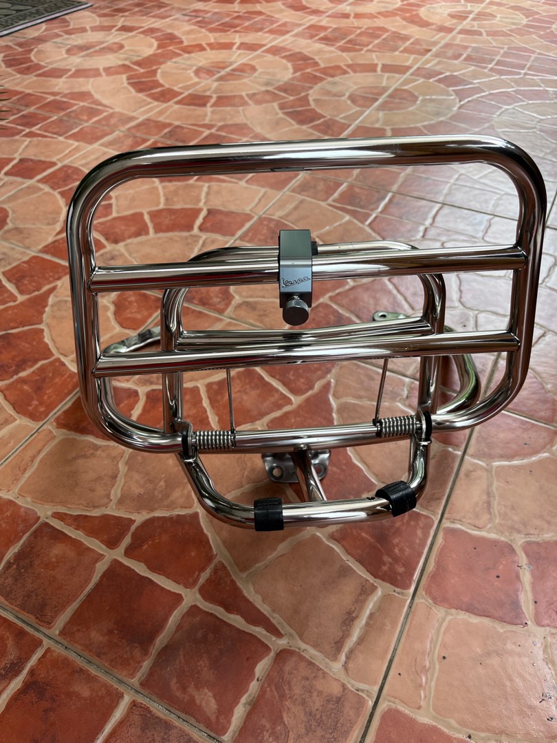 Vespa Foldable rear rack, Motorbikes, Motorbike Parts & Accessories
