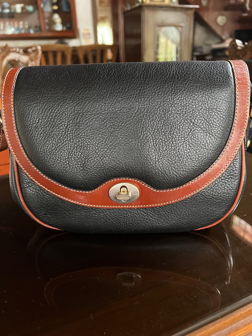 Vintage best sale bally purse