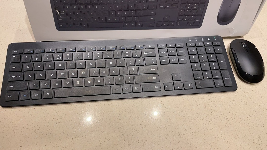 Seenda Full/Slim Wireless Keyboard SK38 Pink&White W/ Mouse & Dongle