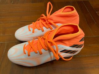 （分類：）位於 。 由 felizpe 提交（商品編號 1181337765，圖片 1）。簡介： 。