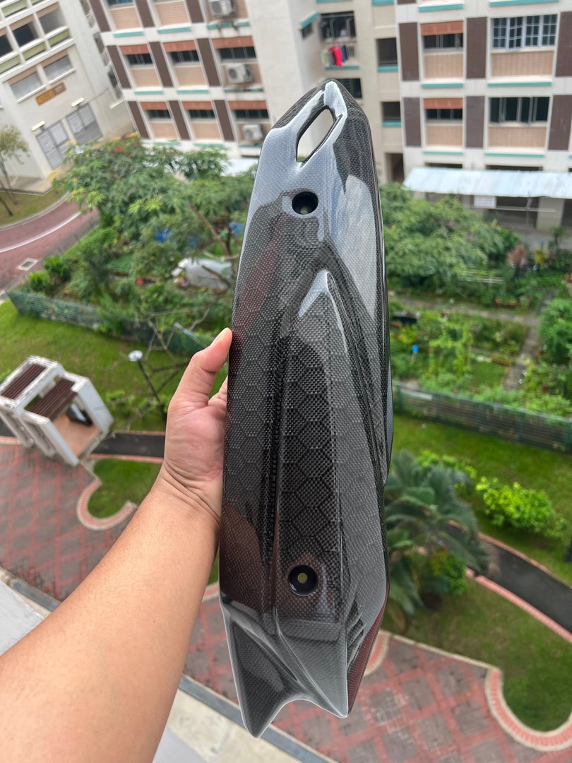 Aerox v1 exhaust carbon, Motorcycles, Motorcycle Accessories