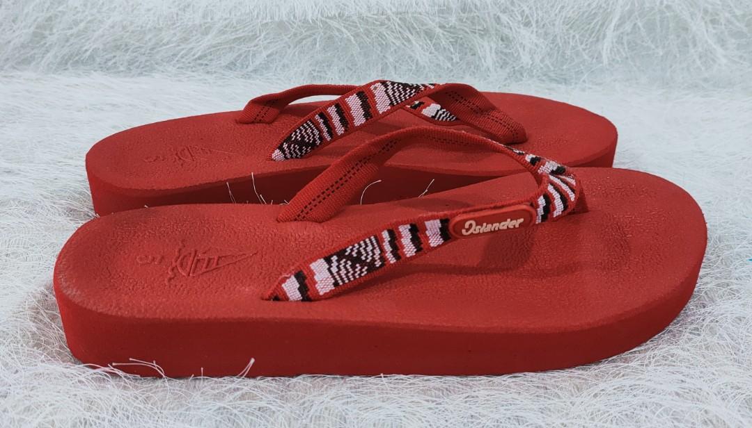 Authentic Islander Size 5 (Category: Slippers and slides) located in Cainta. Submitted by gerlaystreasures (Listing ID 1181338465, Image 3). Description: Authentic Islander Slippers Size 5 Blended EVA and natural rubber sole.