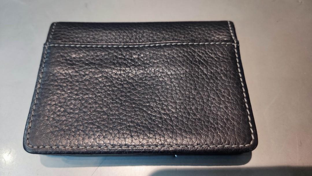 Balenciaga Coinholder (Category: Luxury Bags & Wallets) located in Baguio. Submitted by greatdealfinder (Listing ID 1144115596, Image 3). Description: Balenciaga coinholder in black very nice and clean bottom can hold cards few loose bills.