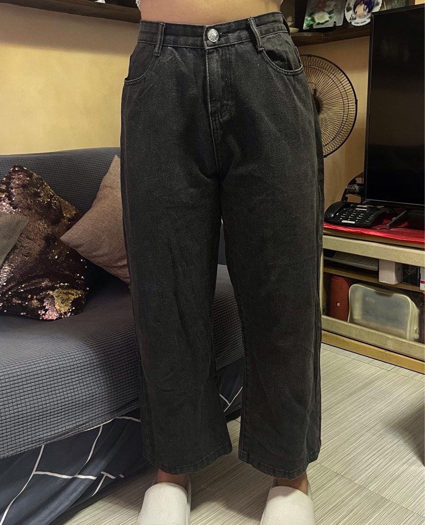 Black high waisted wide leg plants, Women's Fashion, Bottoms, Jeans on ...