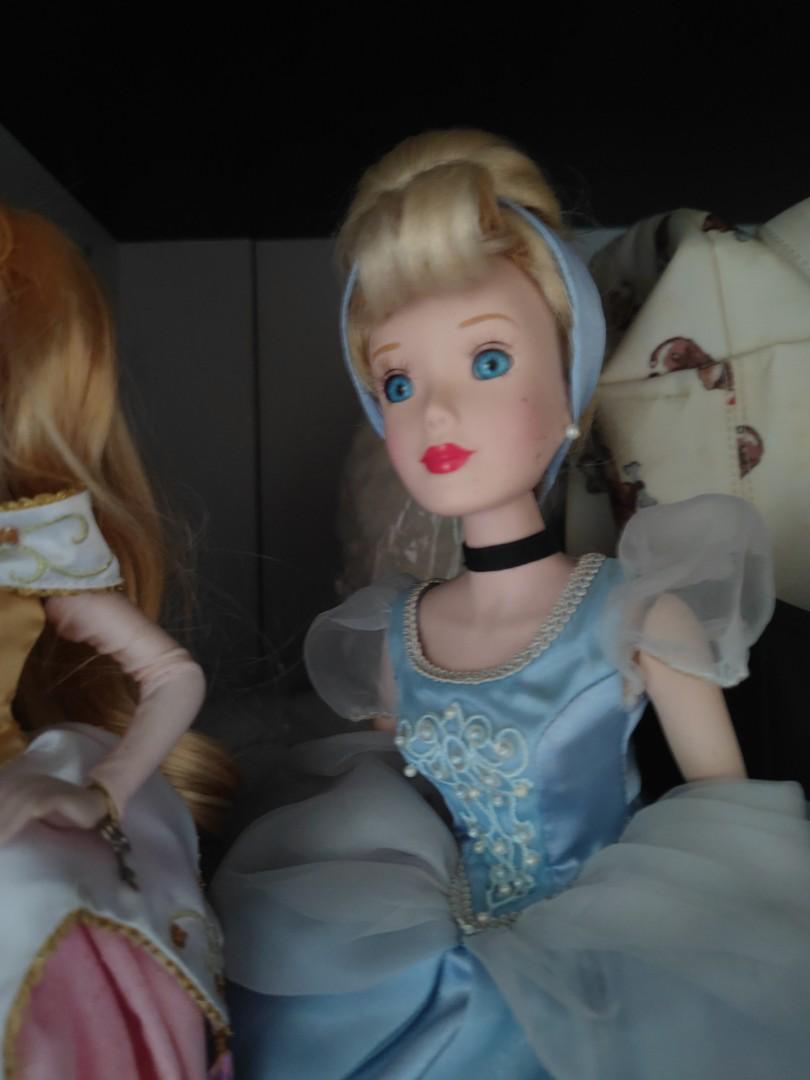 Rare Brass key disney aurora cinderella porcelain vintage doll, Hobbies