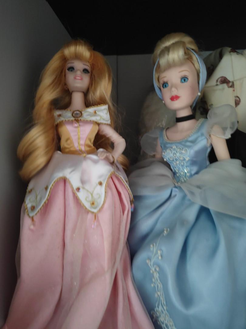 Rare Brass key disney aurora cinderella porcelain vintage doll, Hobbies