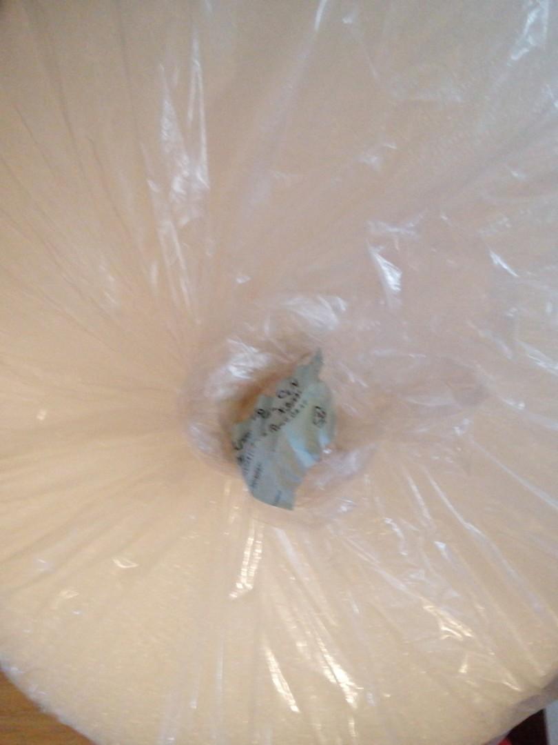 Bubble wrap (Category: Craft Supplies & Tools) located in Singapore. Submitted by dionfoo (Listing ID 1181298243, Image 3). Description: Bubble wrap in very bulk 20 inches x 280 meter Willing to sell at small quantities, pls offer or request..