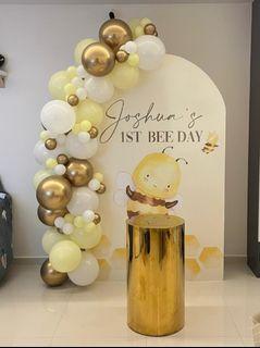 Bumblebee theme balloons