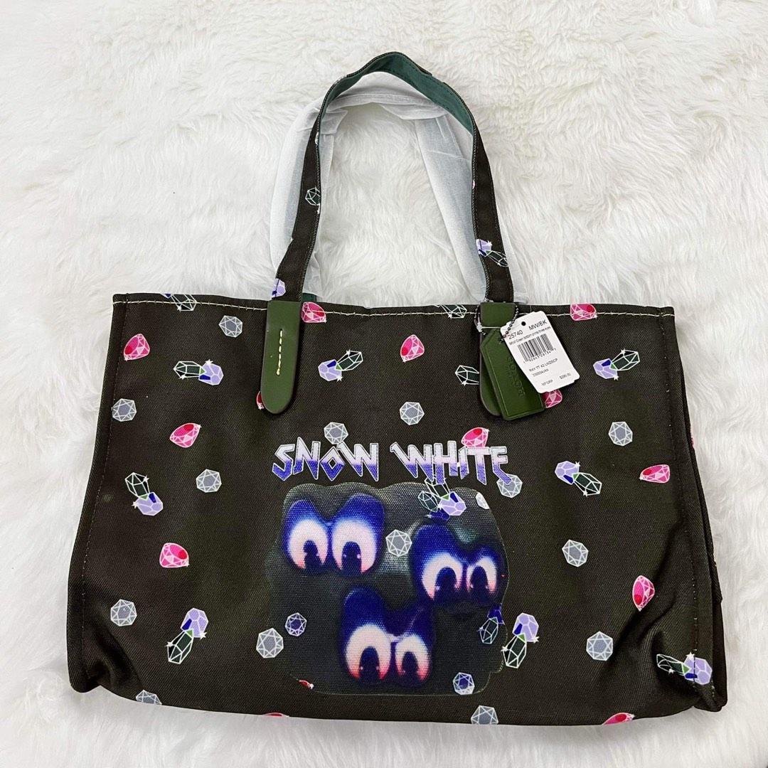 Coach snow discount white tote